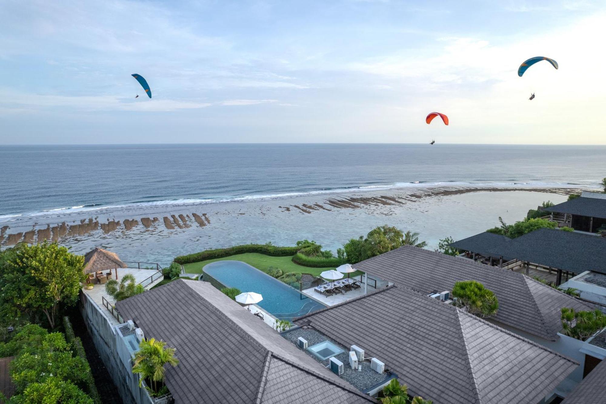 Karang Saujana Hotel Uluwatu Екстериор снимка